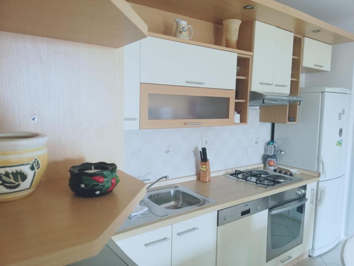 Apartment Mia - Spacious Apartment On 85 M2 With Beautiful Sea View トロギール エクステリア 写真