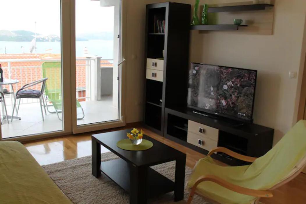 Apartment Mia - Spacious Apartment On 85 M2 With Beautiful Sea View トロギール エクステリア 写真