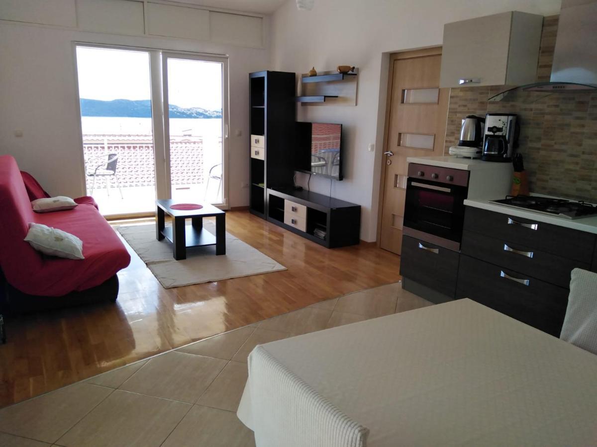 Apartment Mia - Spacious Apartment On 85 M2 With Beautiful Sea View トロギール エクステリア 写真