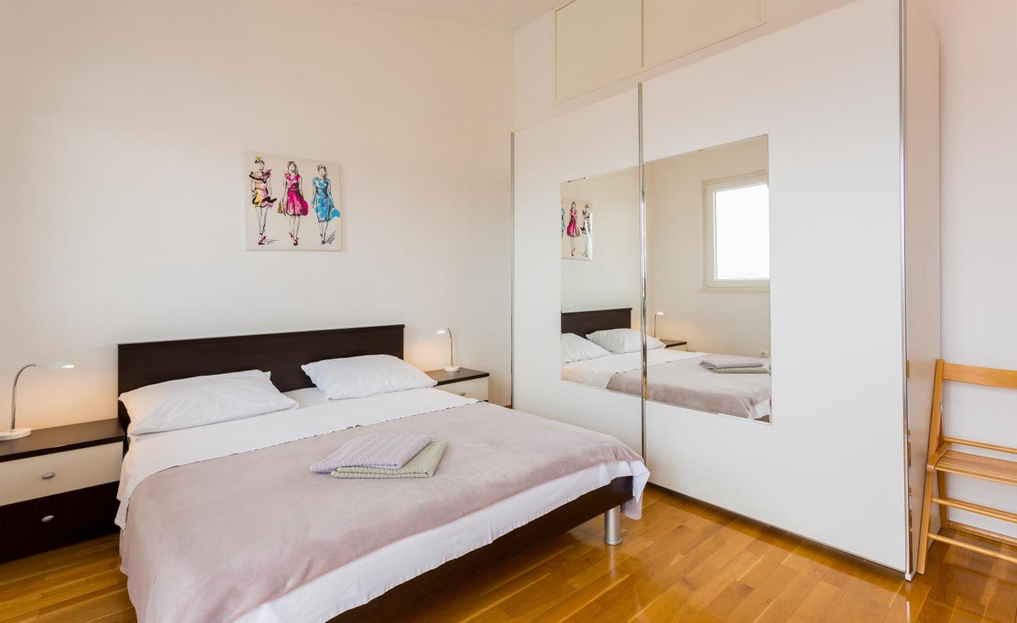 Apartment Mia - Spacious Apartment On 85 M2 With Beautiful Sea View トロギール エクステリア 写真